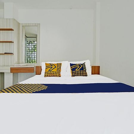 สปอต ออน 2190 อลามันดา 7ชาเรียะฮ์ Hotel บันดุง ภายนอก รูปภาพ