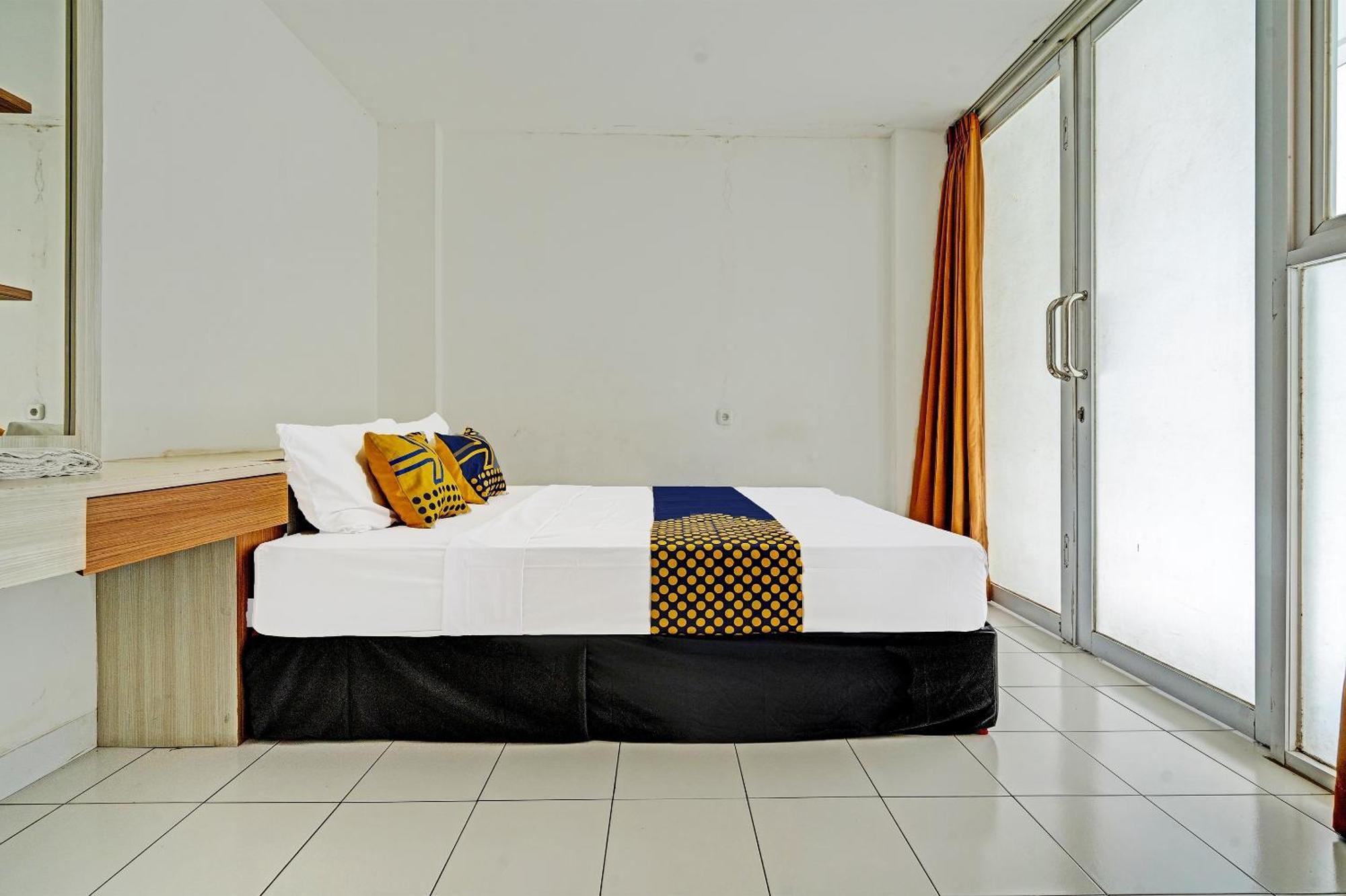 สปอต ออน 2190 อลามันดา 7ชาเรียะฮ์ Hotel บันดุง ภายนอก รูปภาพ