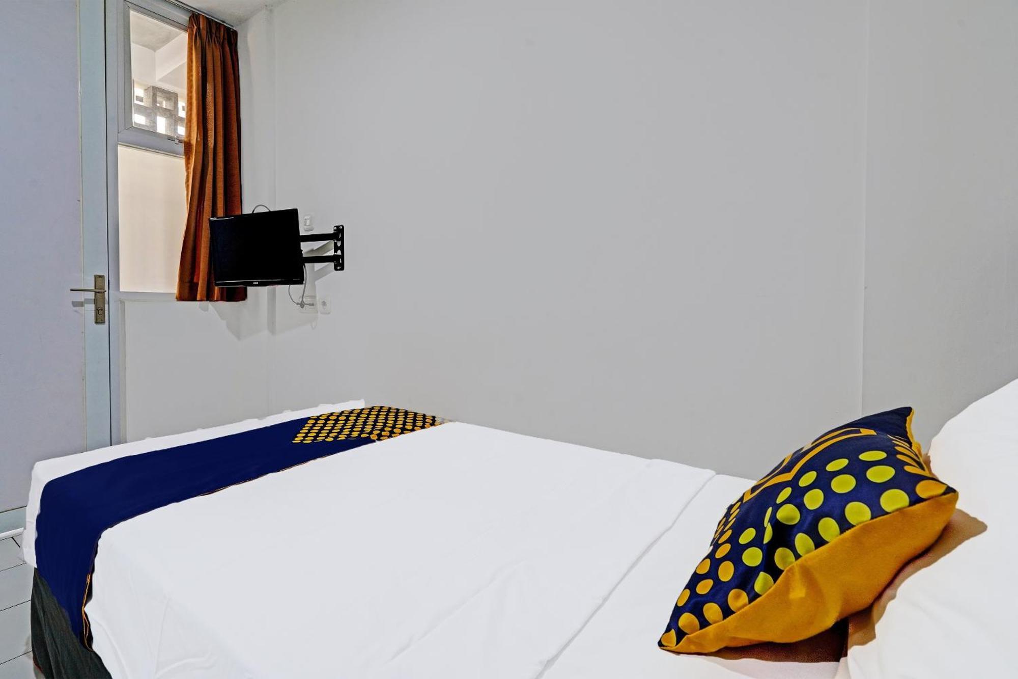 สปอต ออน 2190 อลามันดา 7ชาเรียะฮ์ Hotel บันดุง ภายนอก รูปภาพ